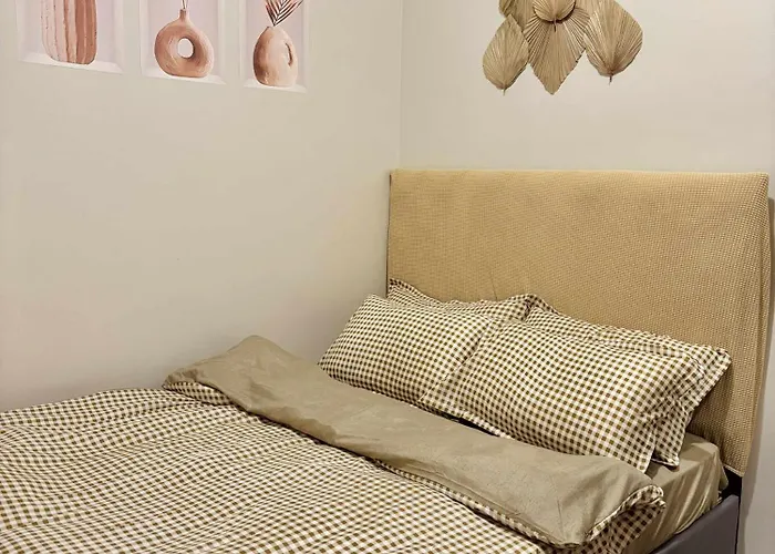 Stylish Boho 1br Near Moa With Pool View 4pax Манила