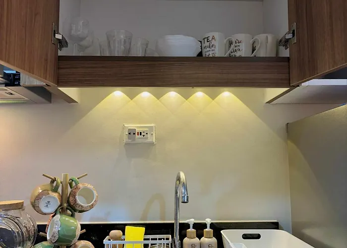 Stylish Boho 1br Near Moa With Pool View 4pax * Манила